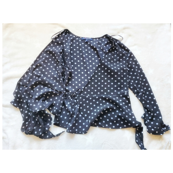 One clothing los angeles true wrap peplum Polka dot top size small - Picture 11 of 11